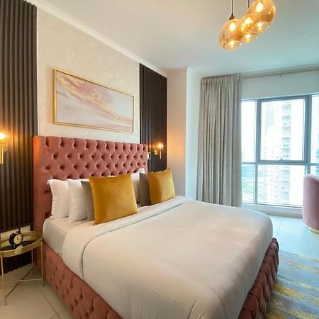 Durrani Homes - The Residences 5Br Besides Dubai Mall With Burjkhalifa And Fountain View المظهر الخارجي الصورة