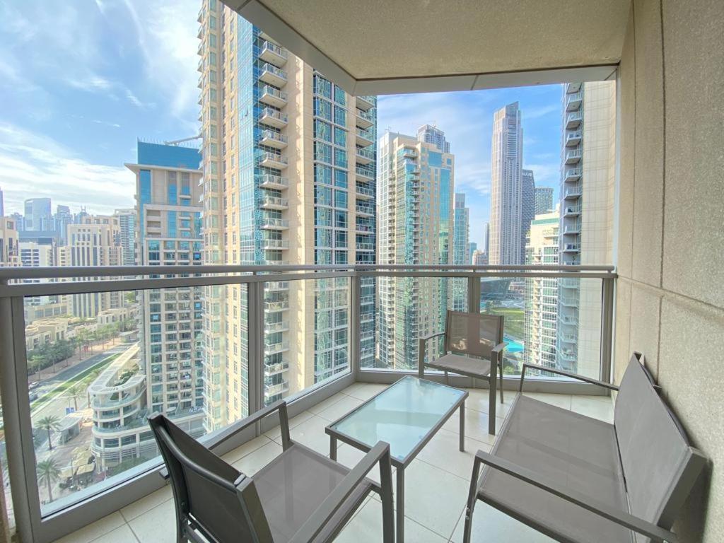 Durrani Homes - The Residences 5Br Besides Dubai Mall With Burjkhalifa And Fountain View المظهر الخارجي الصورة